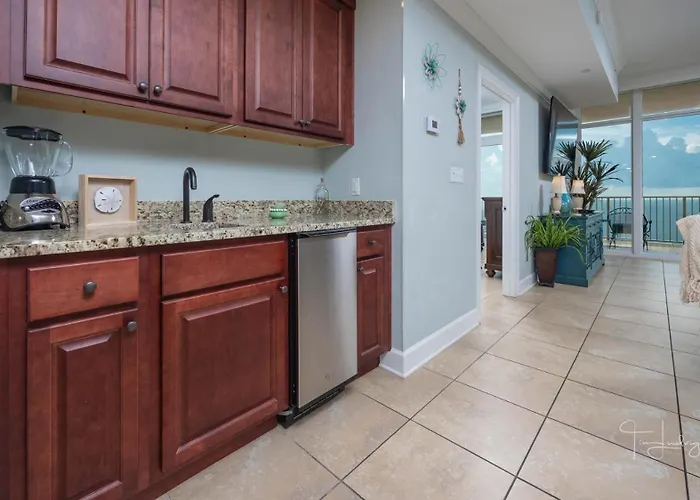 Apartment Phoenix 1602-1 Gulf Shores